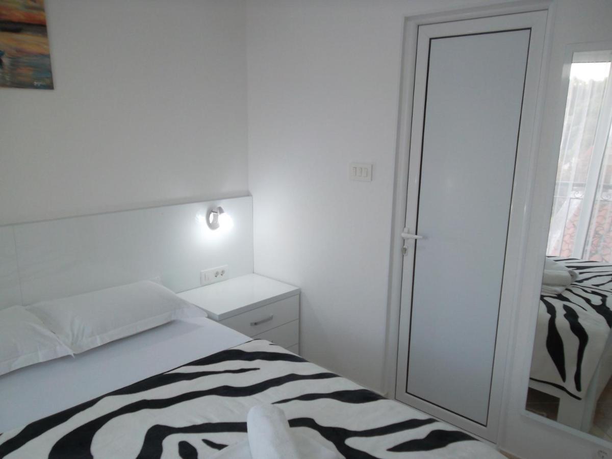 Guest House 4M Petrovac na moru Exterior foto