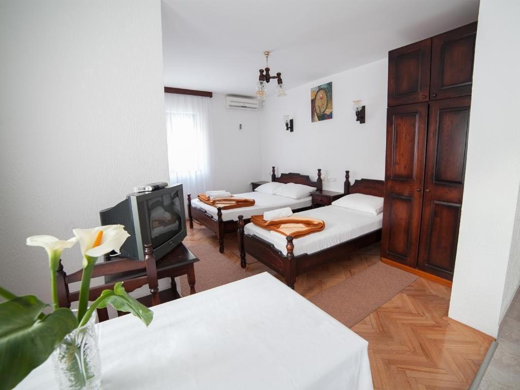 Guest House 4M Petrovac na moru Zimmer foto