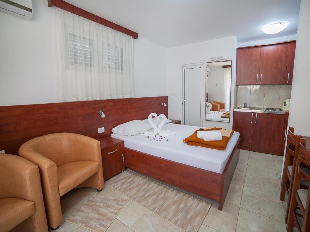 Guest House 4M Petrovac na moru Zimmer foto