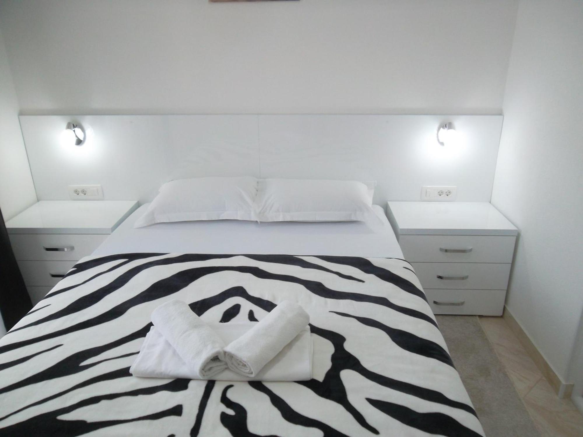 Guest House 4M Petrovac na moru Zimmer foto