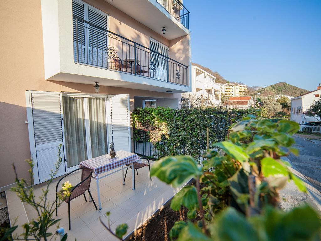 Guest House 4M Petrovac na moru Zimmer foto